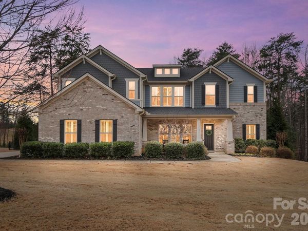 237 S San Agustin Drive, Mooresville, NC 28117