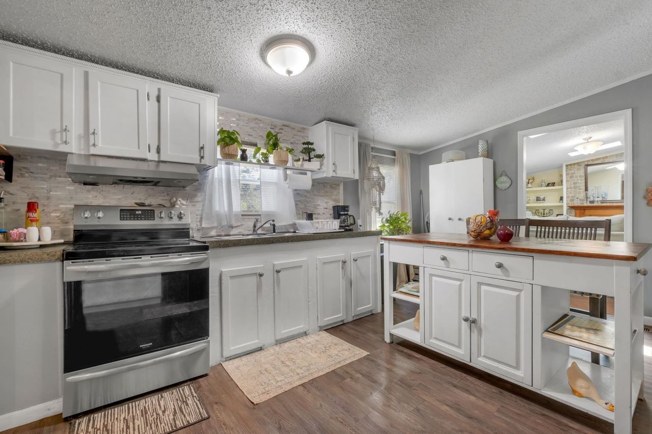 37 Whispering Pines Lane, Quincy, FL 32351 Photo