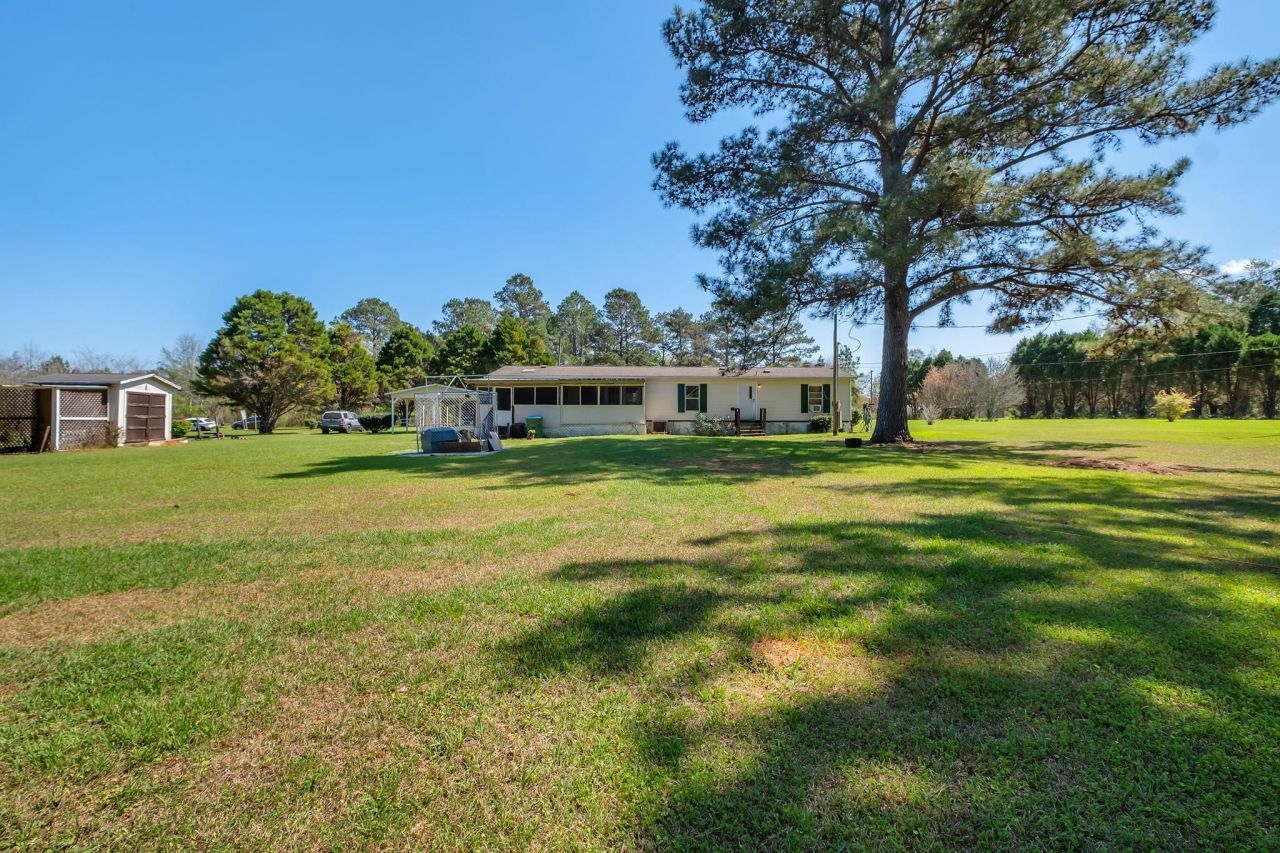 37 Whispering Pines Lane, Quincy, FL 32351 Photo