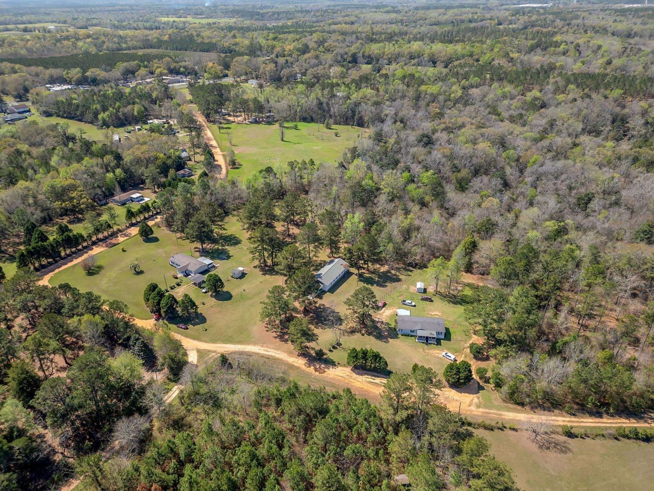 37 Whispering Pines Lane, Quincy, FL 32351 Photo