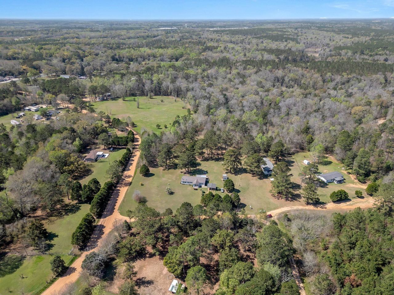 37 Whispering Pines Lane, Quincy, FL 32351 Photo