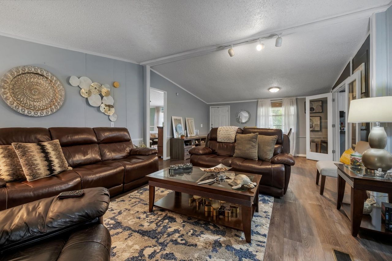 37 Whispering Pines Lane, Quincy, FL 32351 Photo