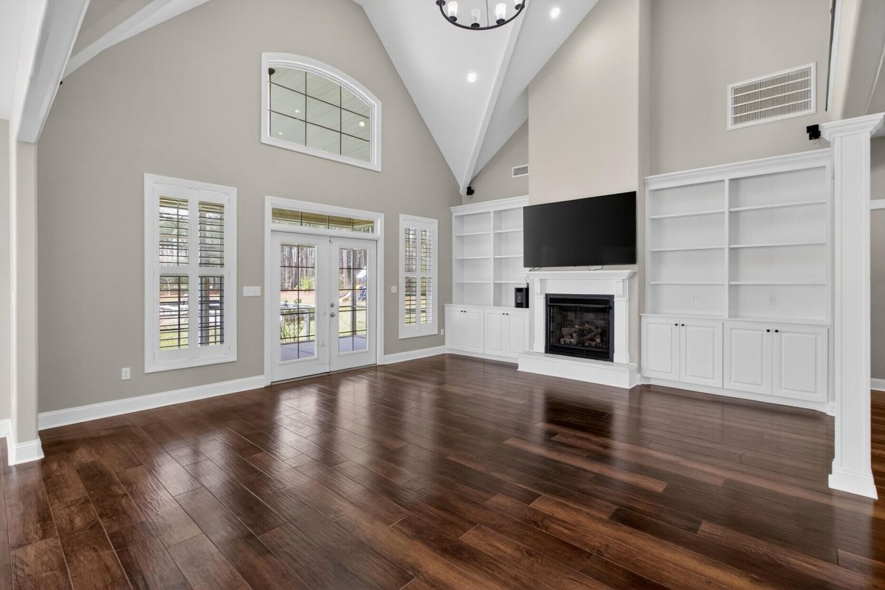 2417 Old Highway 52 Photo 9