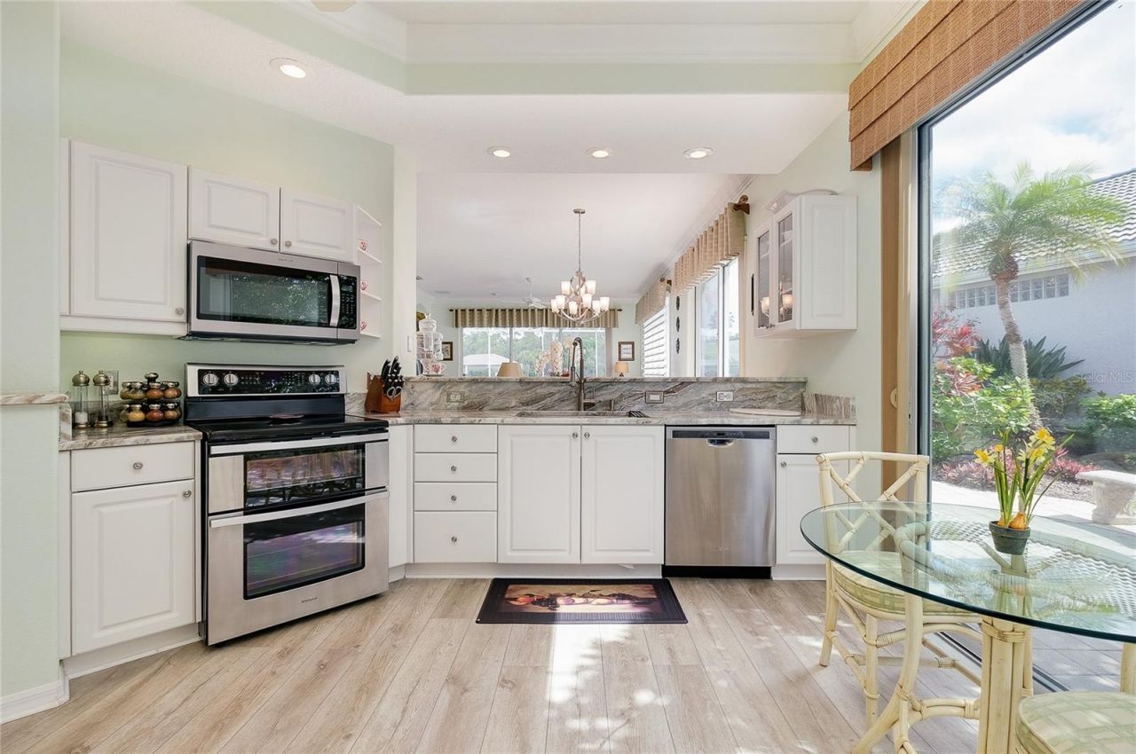 8639 54th Avenue Circle E, Bradenton, FL 34211 Photo