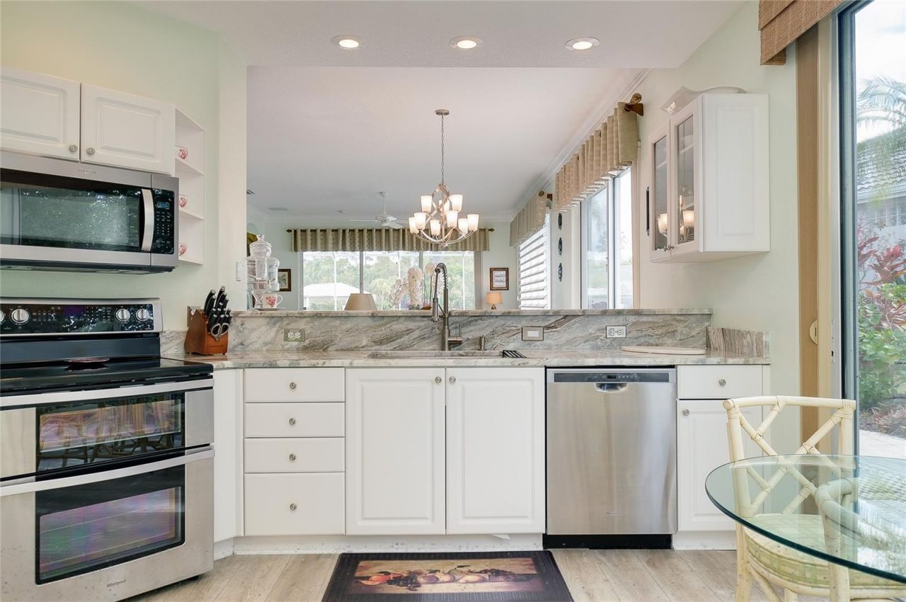 8639 54th Avenue Circle E, Bradenton, FL 34211 Photo