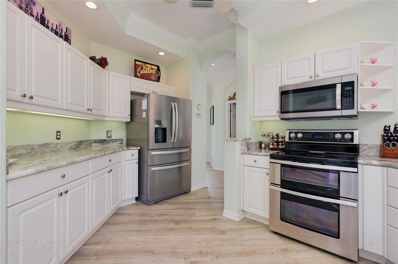 8639 54th Avenue Circle E, Bradenton, FL 34211 Photo