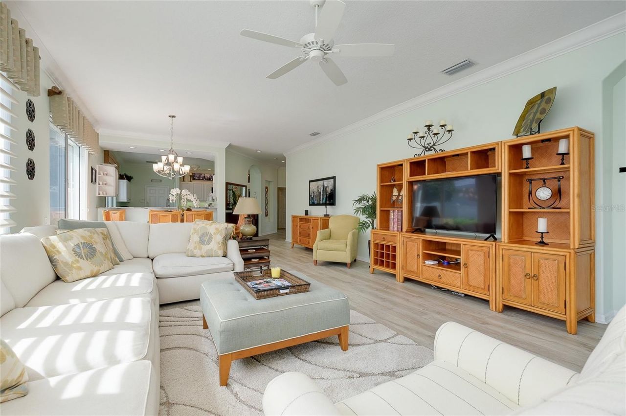 8639 54th Avenue Circle E, Bradenton, FL 34211 Photo