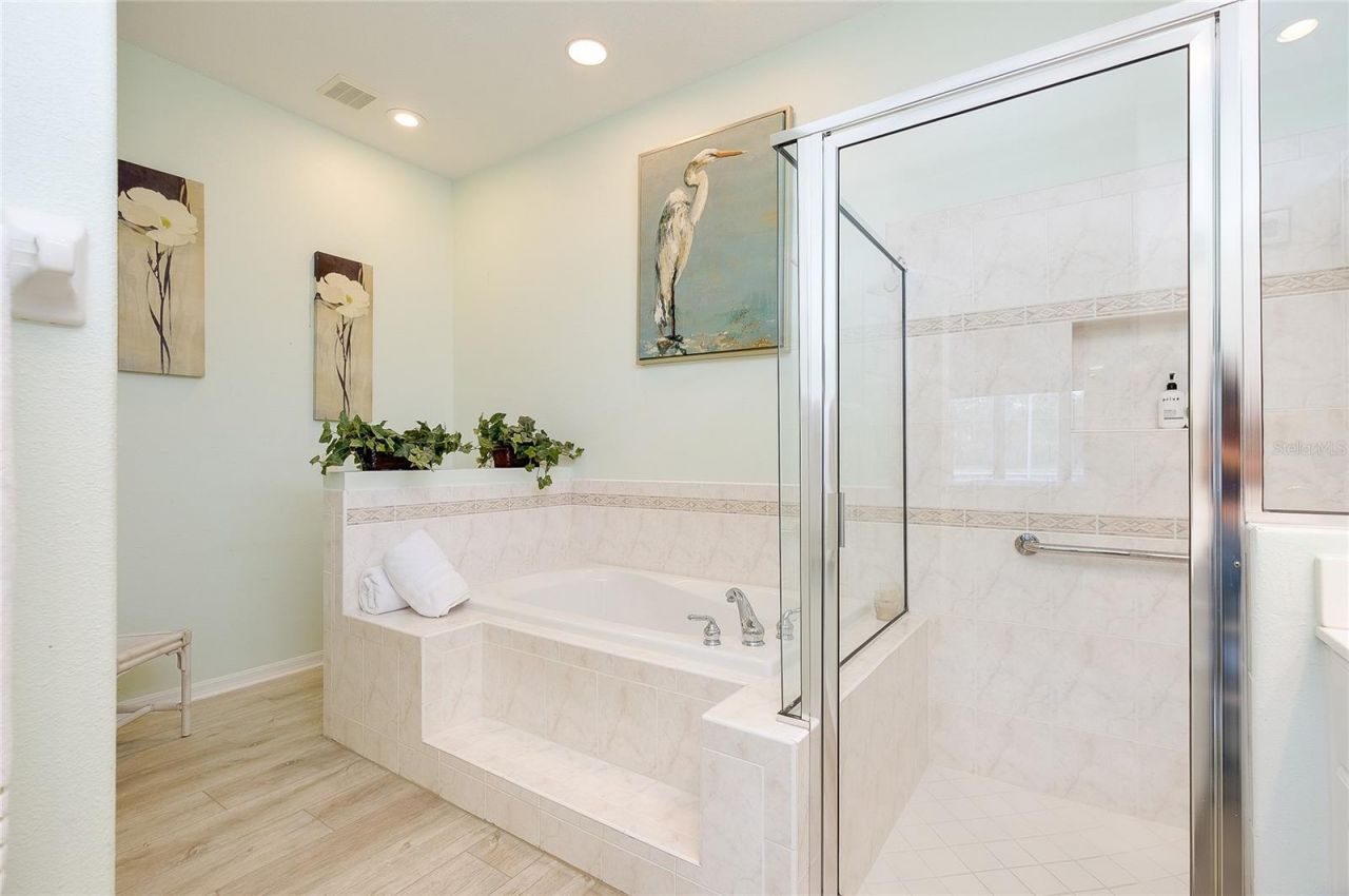 8639 54th Avenue Circle E, Bradenton, FL 34211 Photo