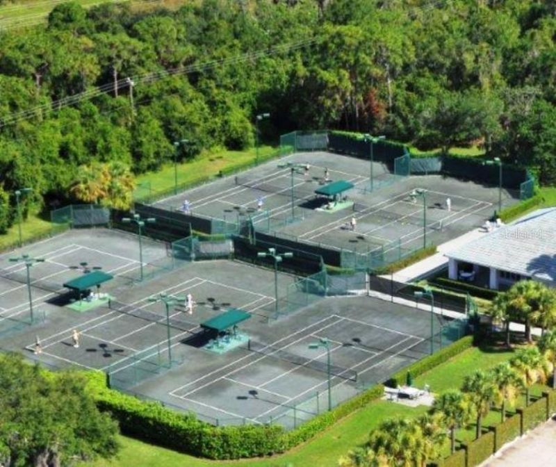 8639 54th Avenue Circle E, Bradenton, FL 34211 Photo