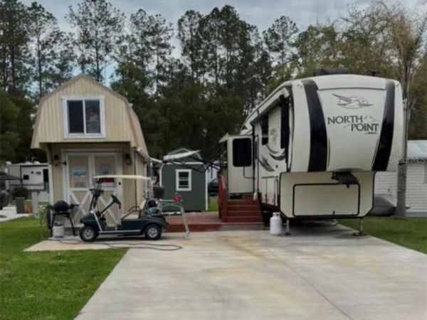 2905 NE 104TH AVENUE , Unit 99, SILVER SPRINGS, FL 34488