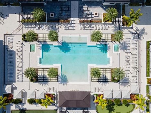 1125 Central AVE , Unit 373, NAPLES, FL 34102