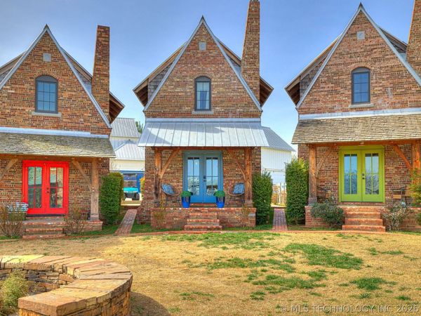 41 Redbud Street, Unit C, Carlton Landing, OK 74432