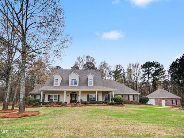 512 Susannah Drive, Brandon, MS 39047