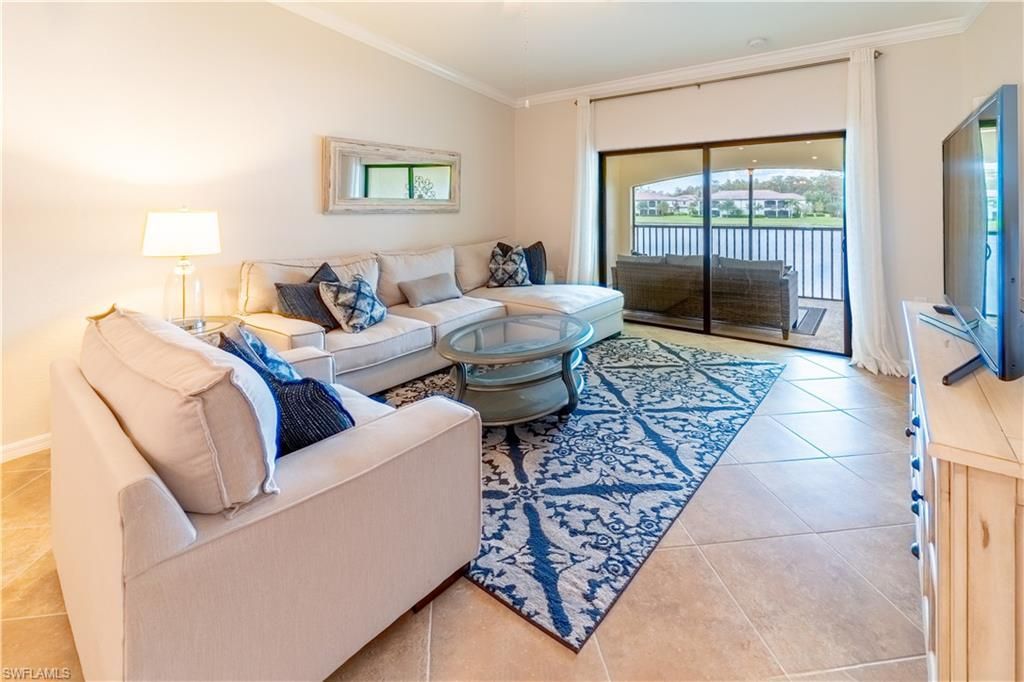9521 Avellino Way, Unit 2426, Naples, FL 34113 Photo