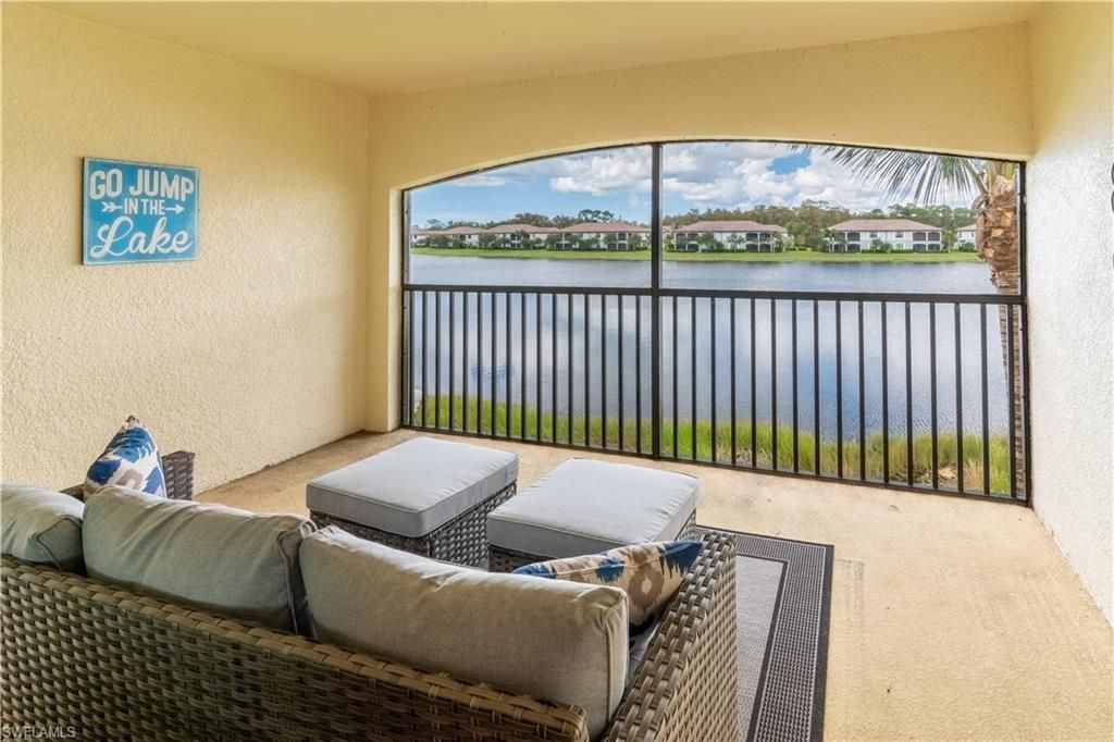 9521 Avellino Way, Unit 2426, Naples, FL 34113 Photo
