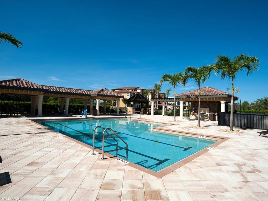 9521 Avellino Way, Unit 2426, Naples, FL 34113 Photo