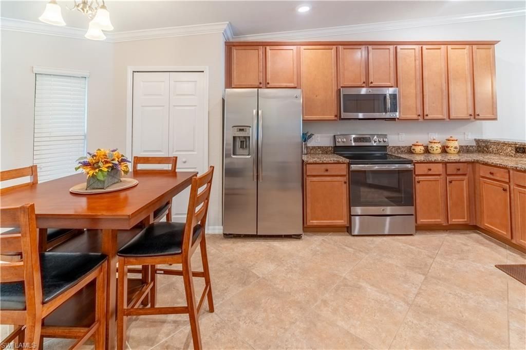 9521 Avellino Way, Unit 2426, Naples, FL 34113 Photo