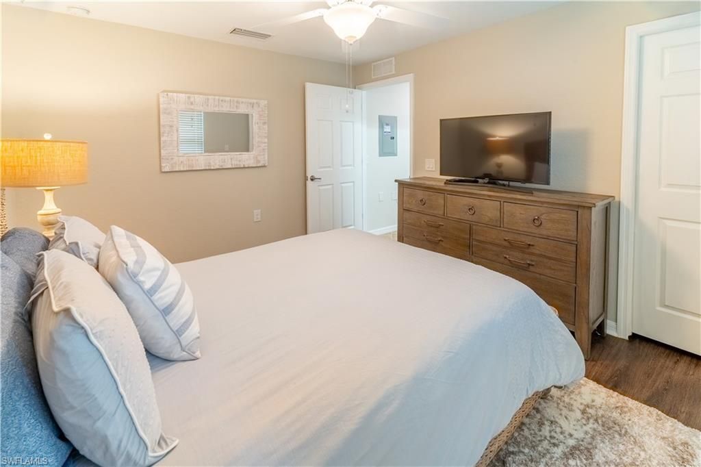 9521 Avellino Way, Unit 2426, Naples, FL 34113 Photo