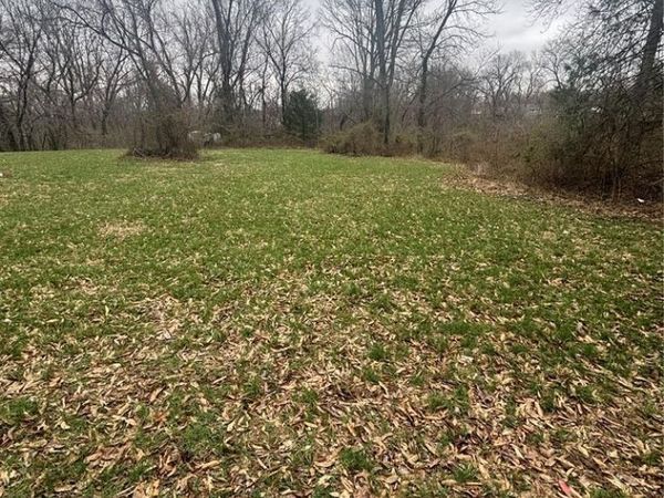 400 Seminole Street , Edwardsville, IL 62025