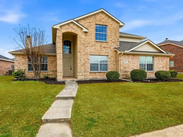 1980 Newport Drive, Lancaster, TX 75146