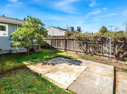 2313 Laredo Rd, Sacramento, CA 95825 Photo