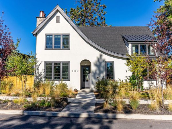 3068 NW Blodgett Way, Bend, OR 97703