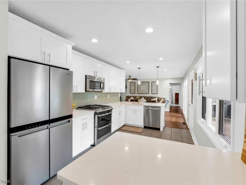 11586 Pleasant Ridge Place, Strongsville, OH 44136 Photo 12