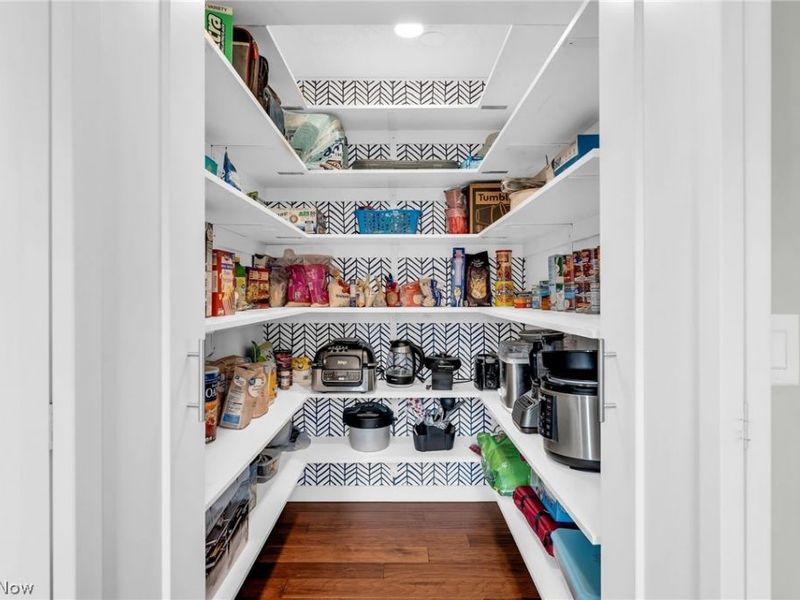 11586 Pleasant Ridge Place, Strongsville, OH 44136 Photo 22