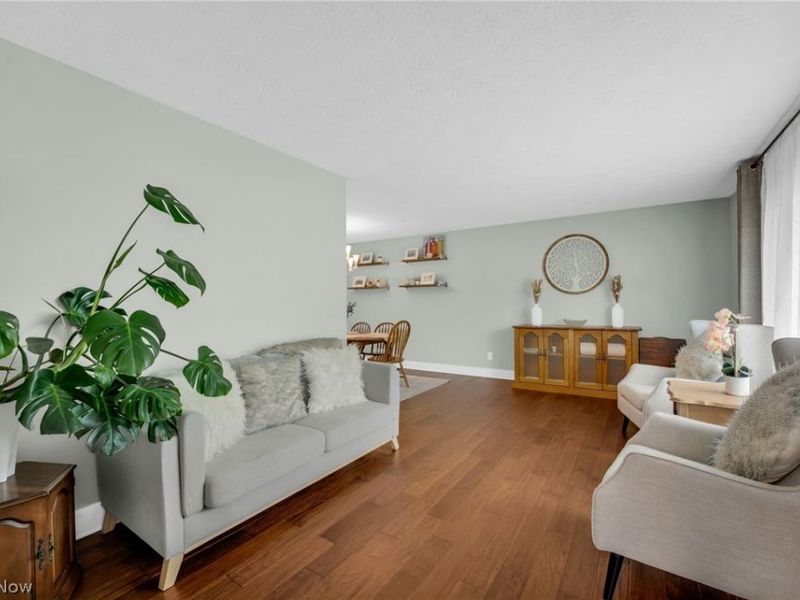 11586 Pleasant Ridge Place, Strongsville, OH 44136 Photo 7