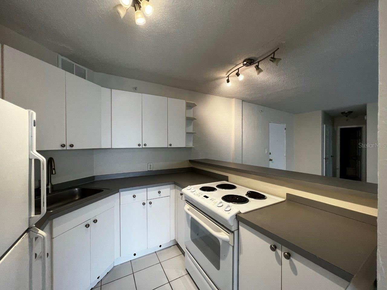 3315 58th Avenue S, Unit 310, Saint Petersburg, FL 33712 Photo