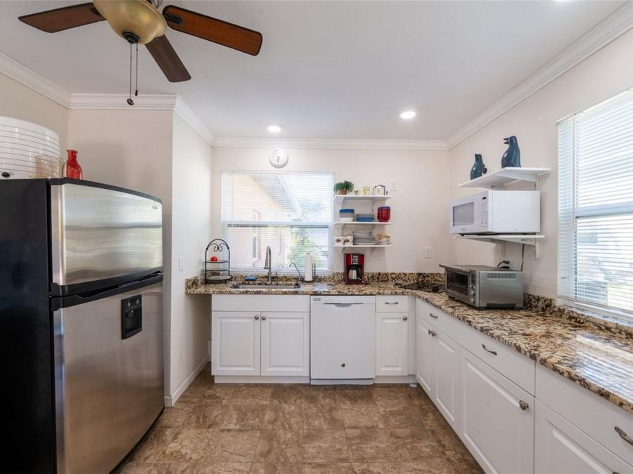 Property Image 40