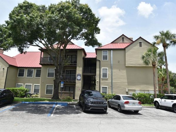 216 AFTON SQUARE, Unit 206, ALTAMONTE SPRINGS, FL 32714