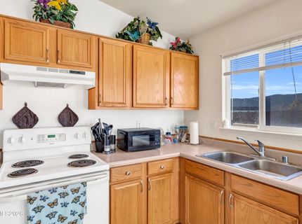 17391 Desert Lake Drive, Reno, NV 89508 Photo