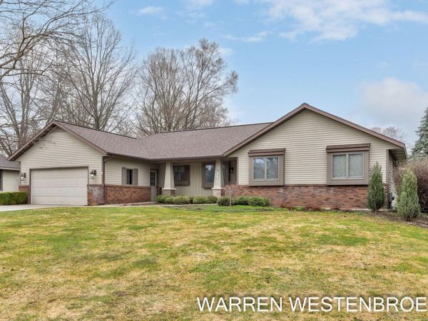 600 W Alice Avenue, Zeeland, MI 49464