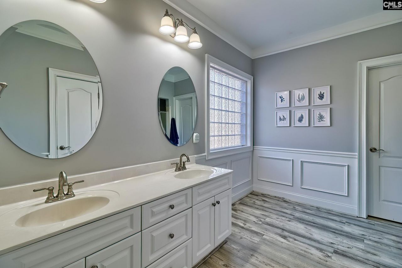 433 Oxenbridge Way  Photo 18