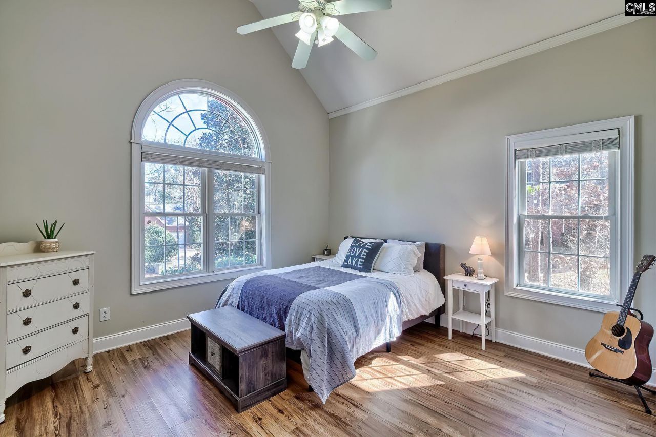 433 Oxenbridge Way  Photo 23