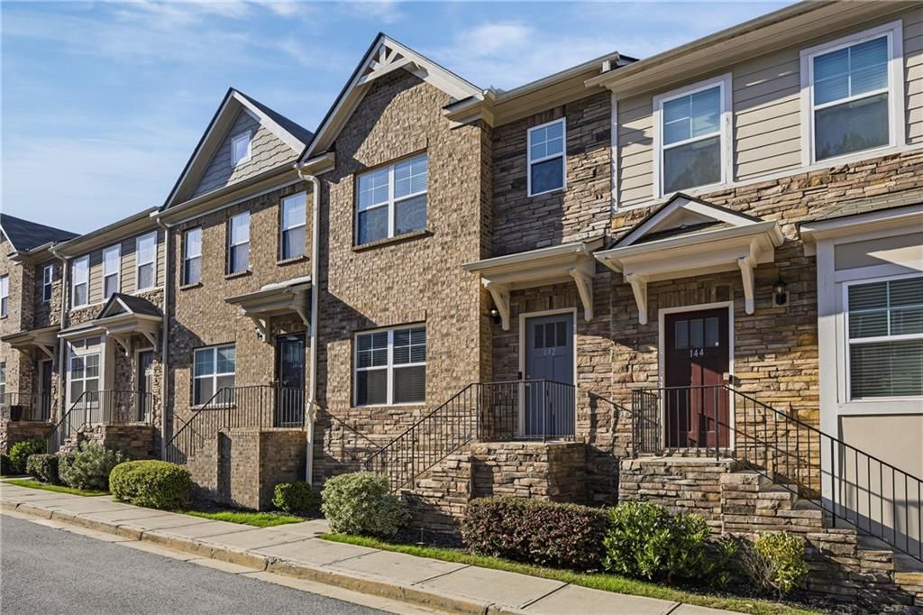 142 Kiram Terrace Sw, Atlanta, GA 30331 Main Photo