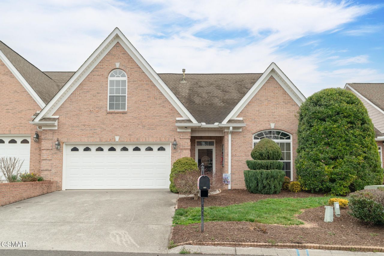 1128 Creekside Village Way, Seymour, TN 37865 Main Photo