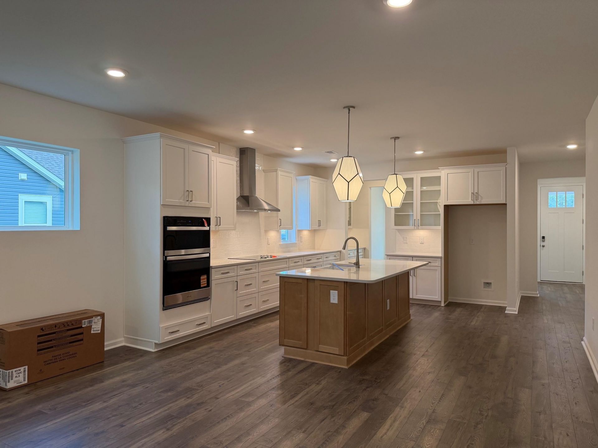 98 Anna Marie Way Photo 10
