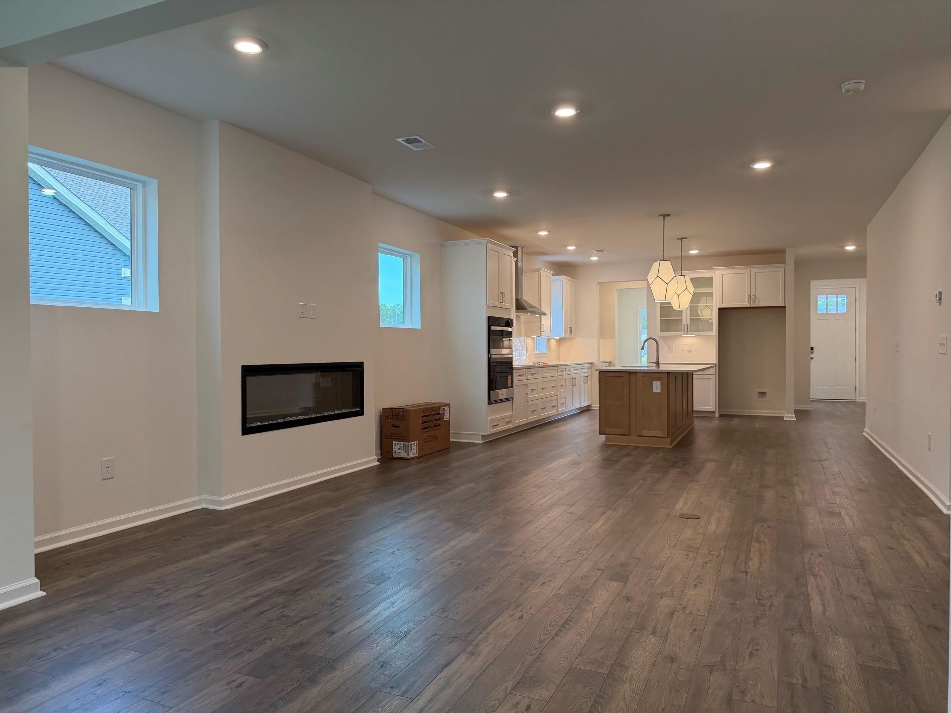 98 Anna Marie Way Photo 12