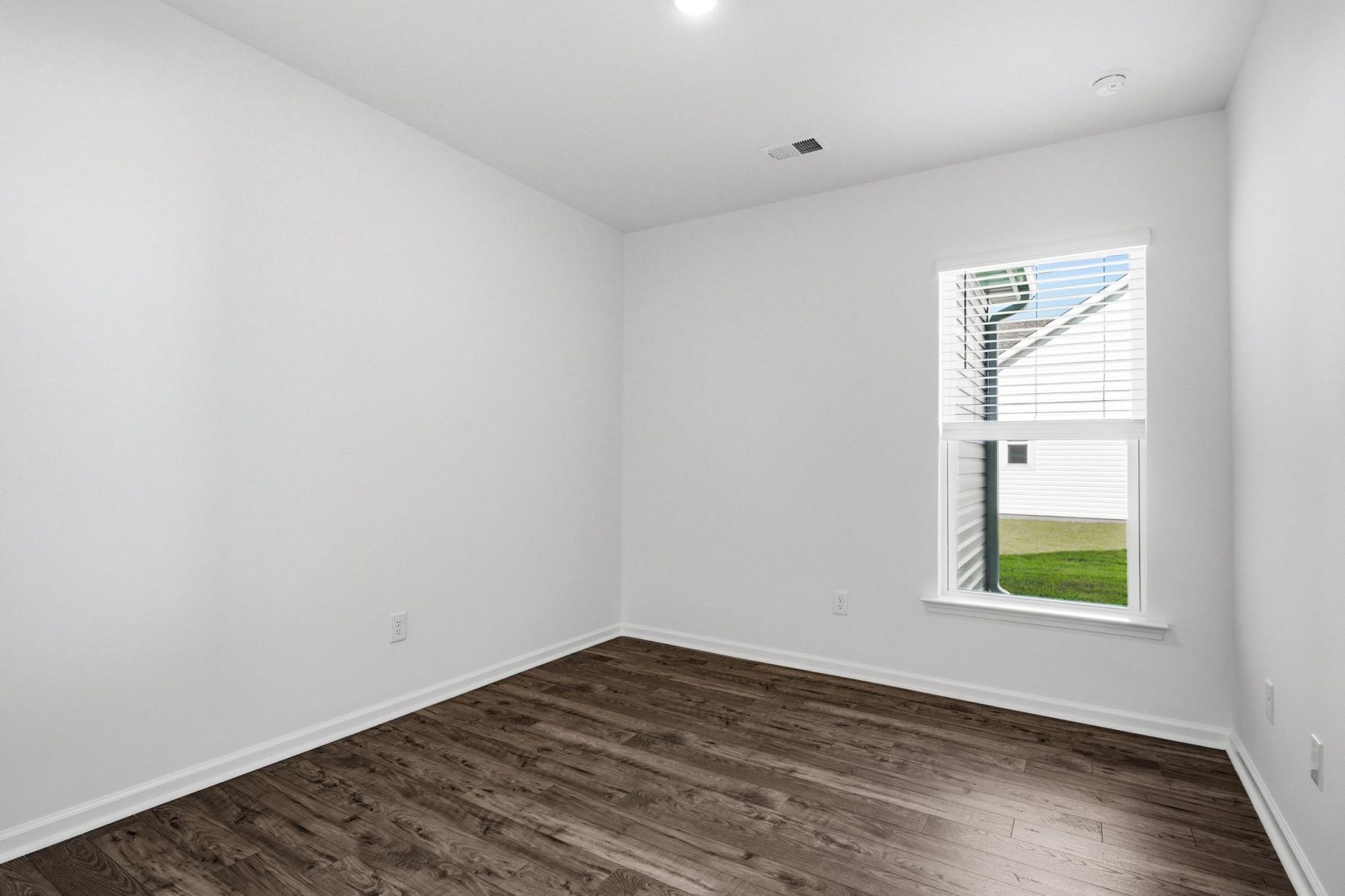 98 Anna Marie Way Photo 25