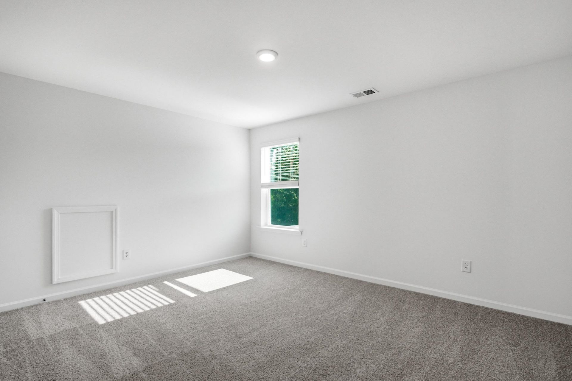 98 Anna Marie Way Photo 32