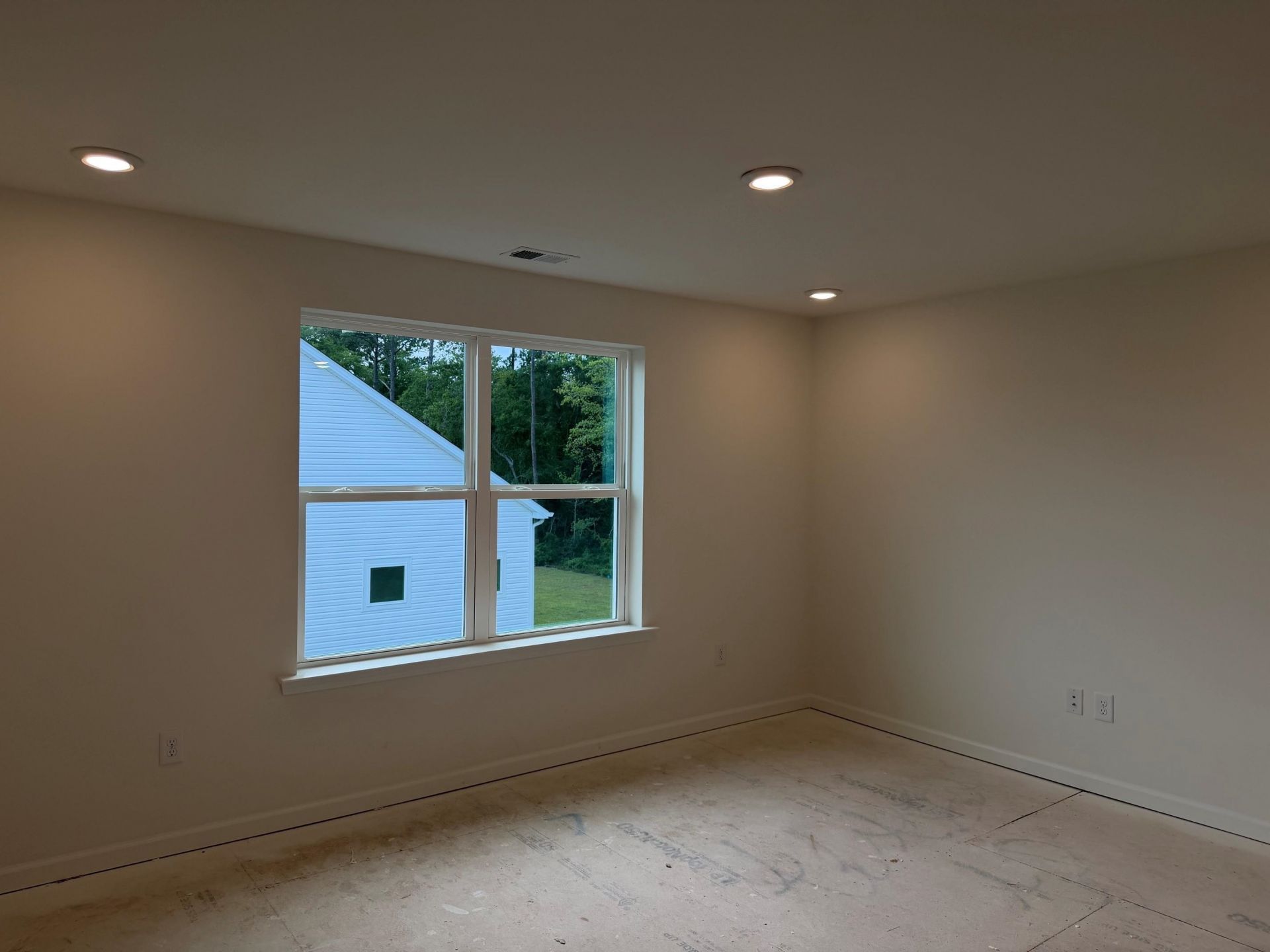 98 Anna Marie Way Photo 35
