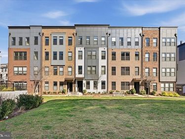 12118 LOBLOLLY DRIVE, Unit 40, FAIRFAX, VA 22033