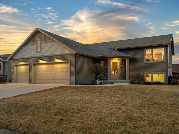 2013 12th Avenue NE, Austin, MN 55912