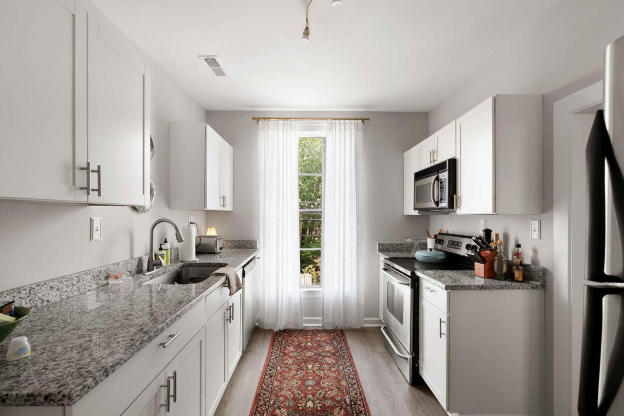 123 Smith Street Photo 10