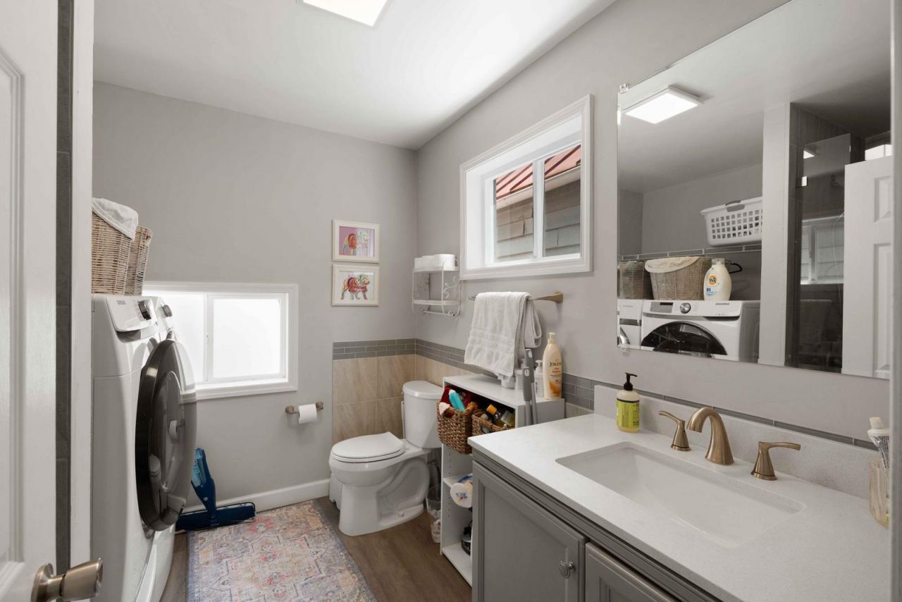 123 Smith Street Photo 11