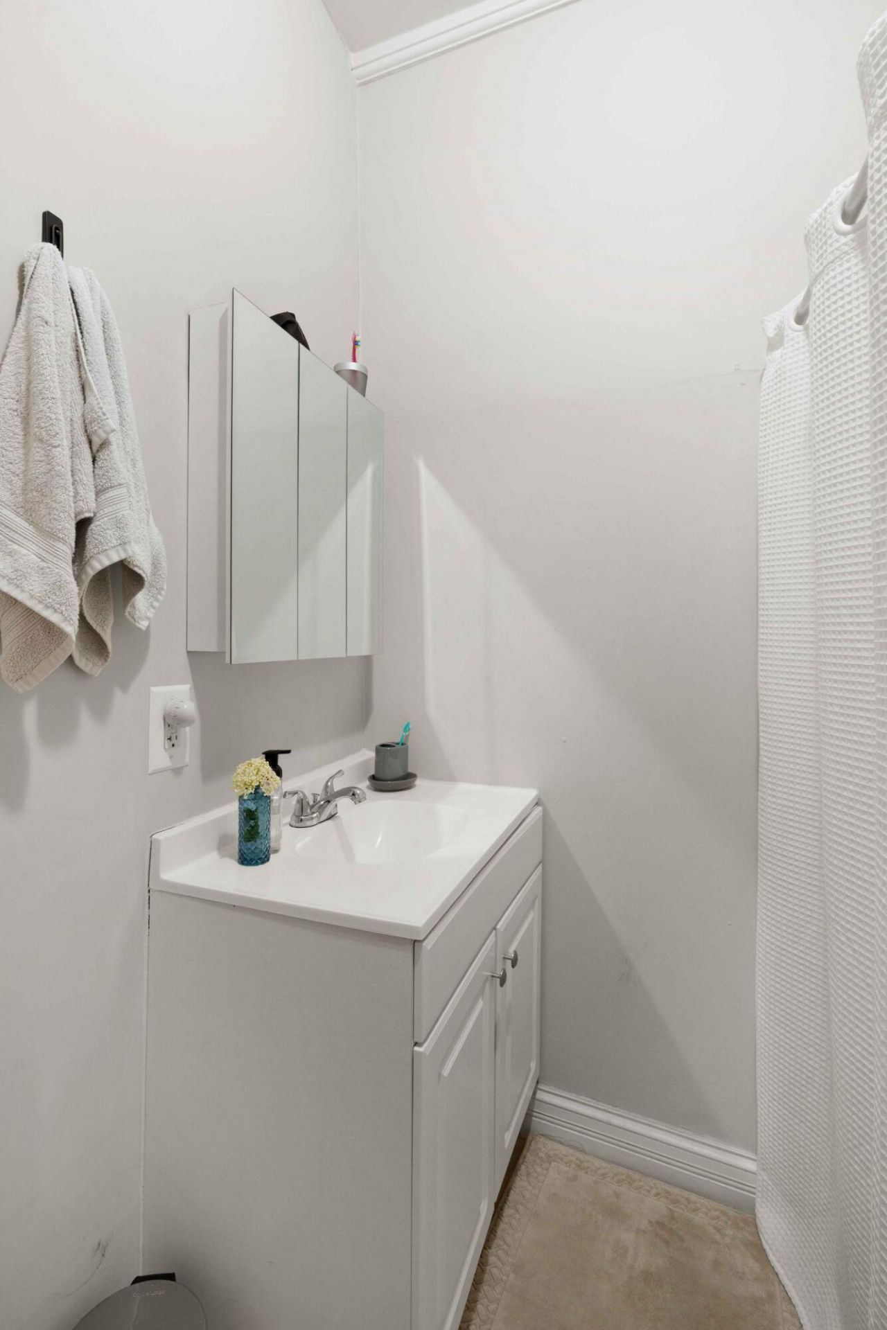 123 Smith Street Photo 32