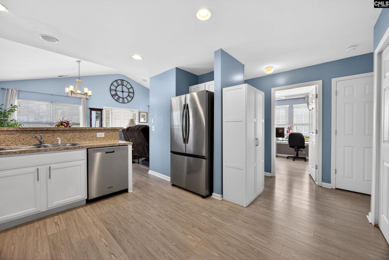 233 Riglaw Circle Photo 15