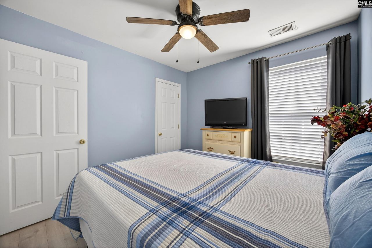 233 Riglaw Circle Photo 20